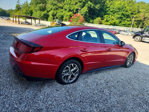 2021 HYUNDAI SONATA SEL