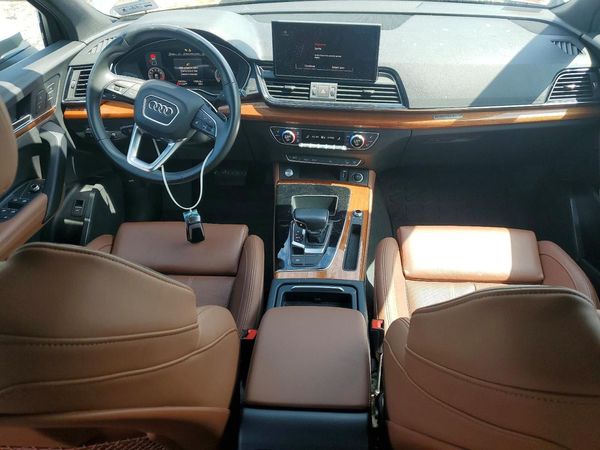 2022 AUDI Q5