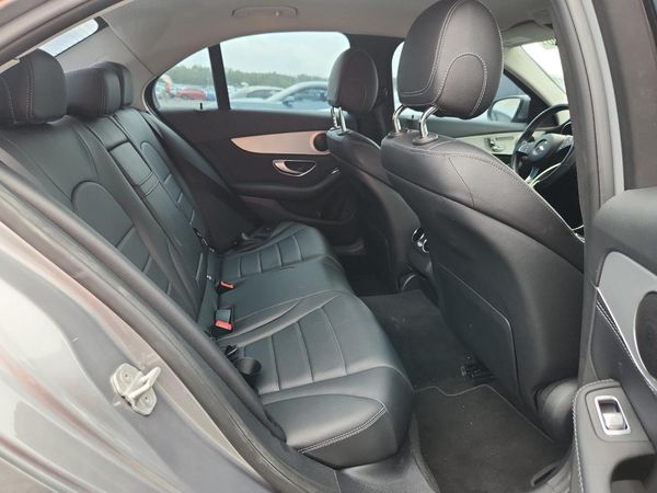 2015 MERCEDES-BENZ C Base