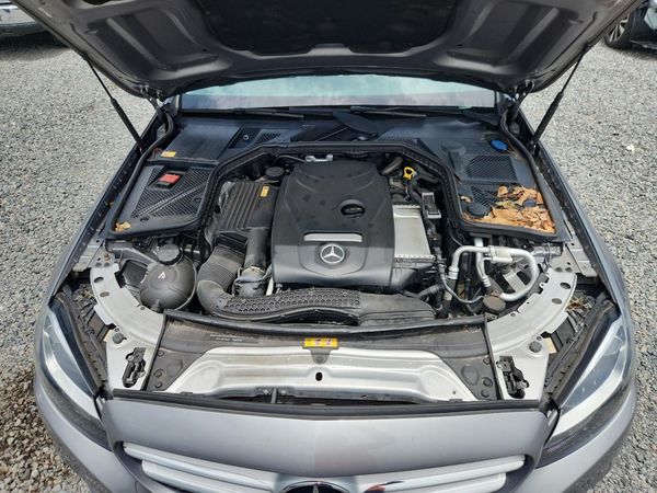 2015 MERCEDES-BENZ C Base