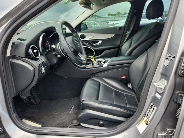 2015 MERCEDES-BENZ C Base