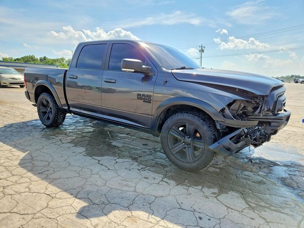 2022 RAM 1500 CLASSIC SLT