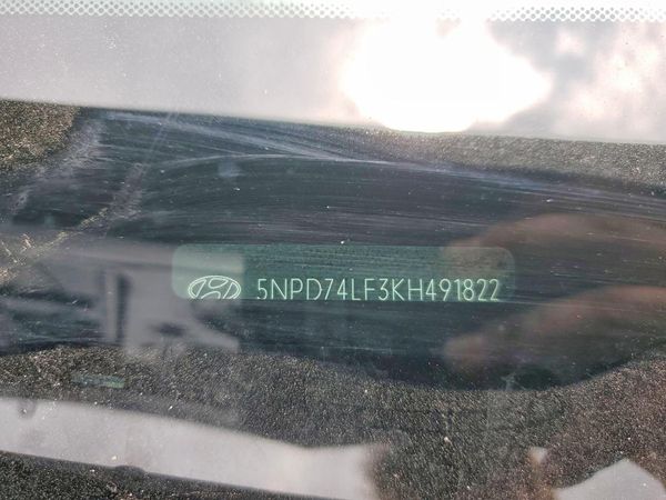2019 HYUNDAI ELANTRA SE — VINP