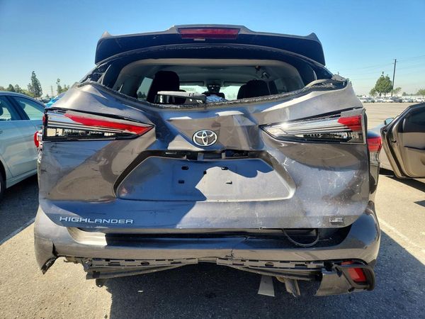 2022 TOYOTA HIGHLANDER