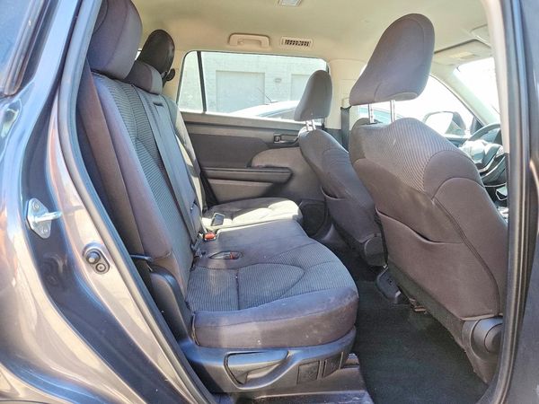 2022 TOYOTA HIGHLANDER