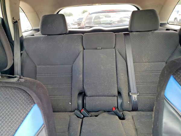 2016 KIA SORENTO L / LX
