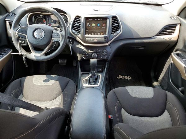 2018 JEEP CHEROKEE LATITUDE FWD