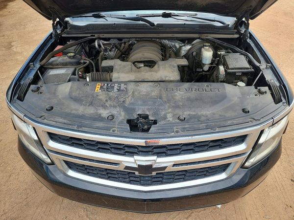 2017 CHEVROLET SUBURBAN LS