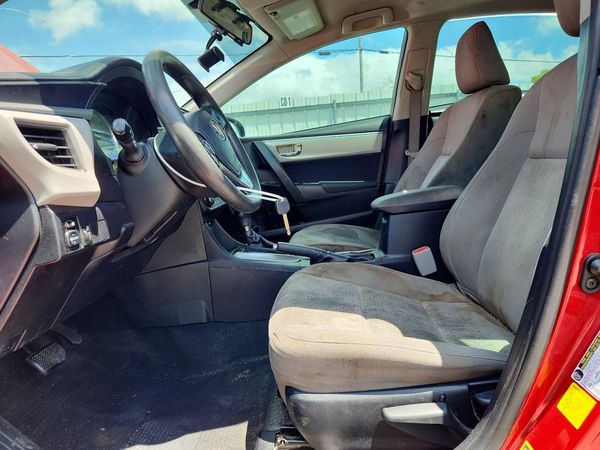 2015 TOYOTA COROLLA