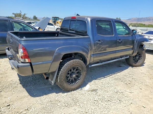 2014 TOYOTA TACOMA Delux Grade