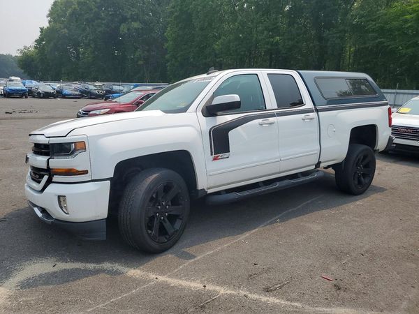 2017 CHEVROLET SILVERADO