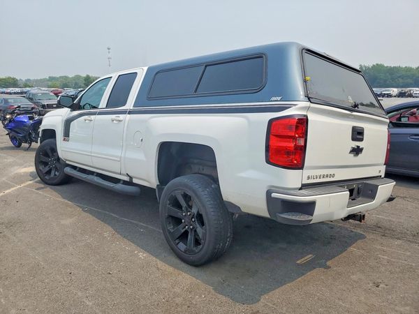 2017 CHEVROLET SILVERADO LT