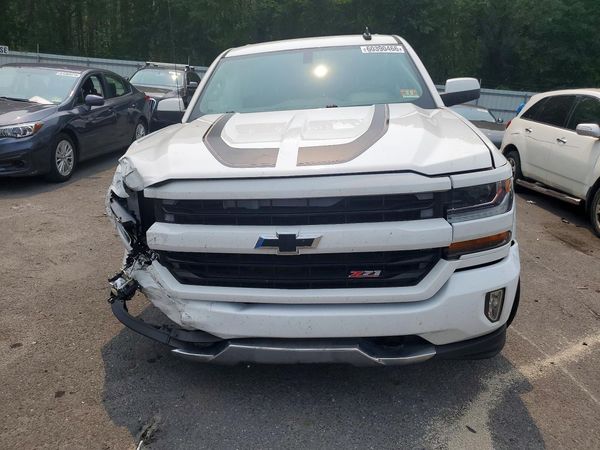 2017 CHEVROLET SILVERADO LT