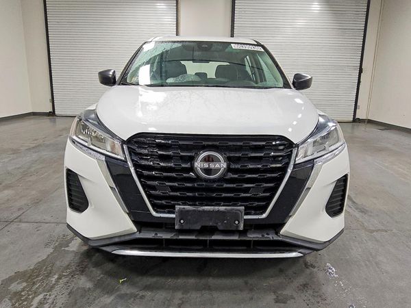 2023 NISSAN KICKS S