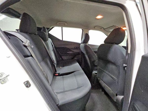 2023 NISSAN KICKS S
