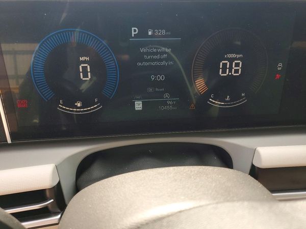 2025 HYUNDAI TUCSON SE
