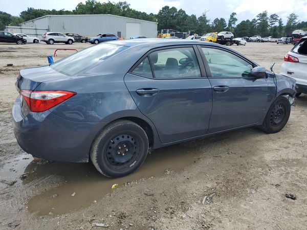 2015 TOYOTA COROLLA
