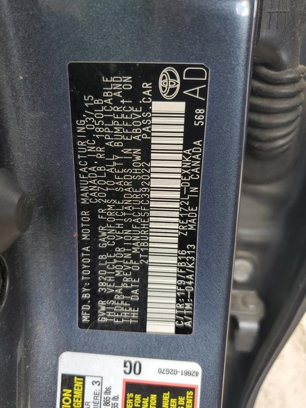 2015 TOYOTA COROLLA