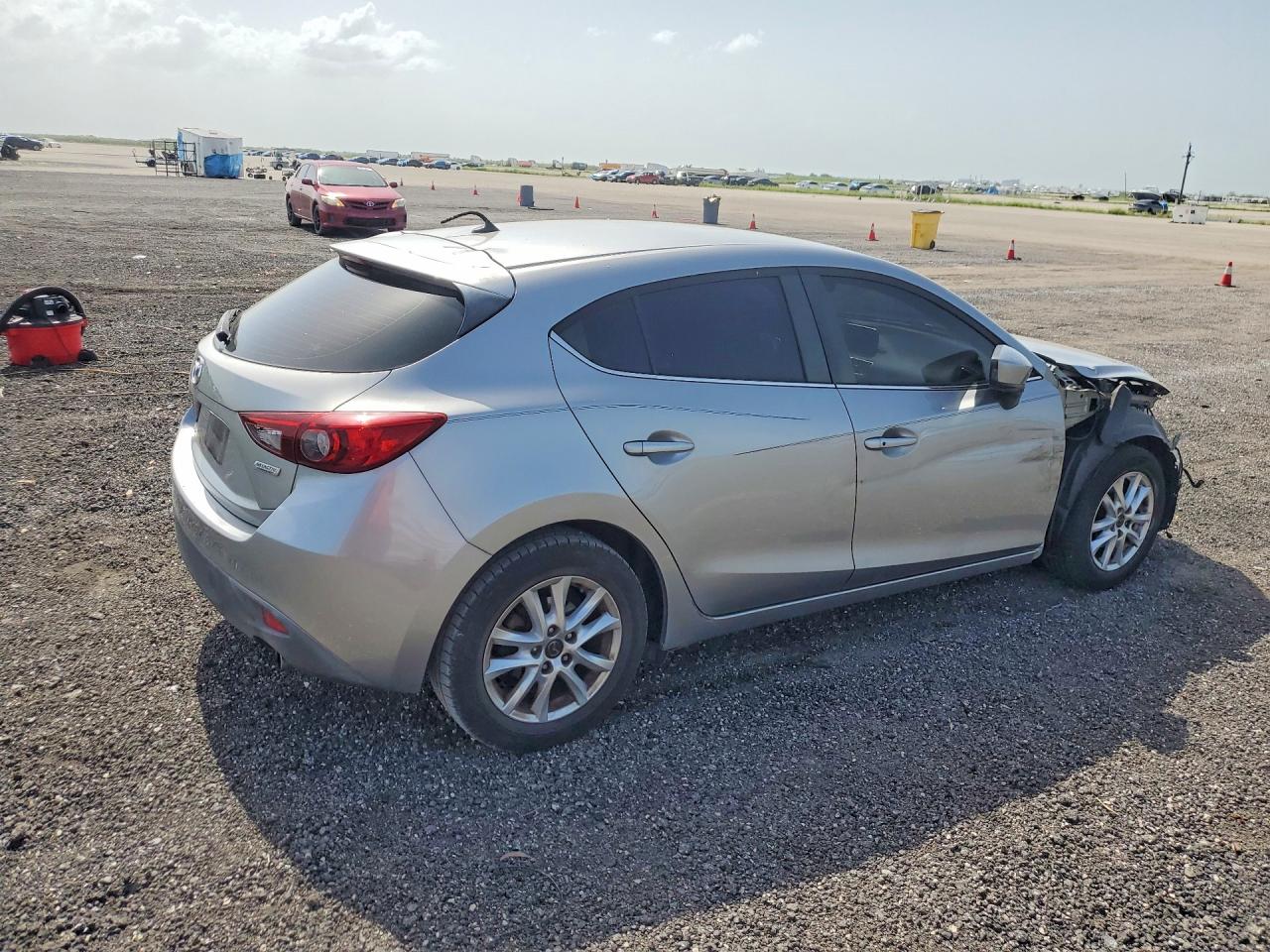 2015 MAZDA 3 Touring/GS