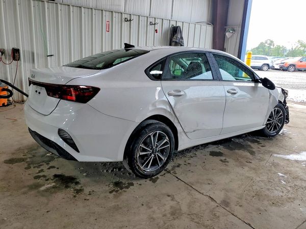 2022 KIA FORTE FE, LXS
