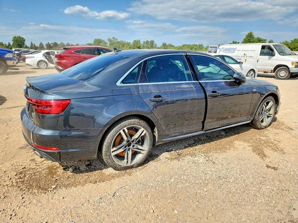 2017 AUDI A4 quattro Premium Plus