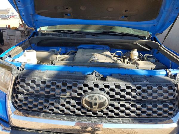 2021 TOYOTA TUNDRA SR5 grade