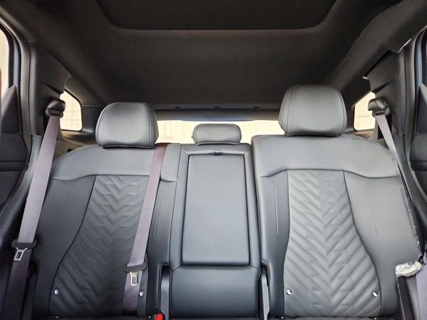 2026 KIA SPORTAGE HYBRID EX, X-Line