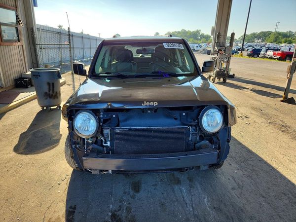 2016 JEEP PATRIOT LATITUDE 4X4