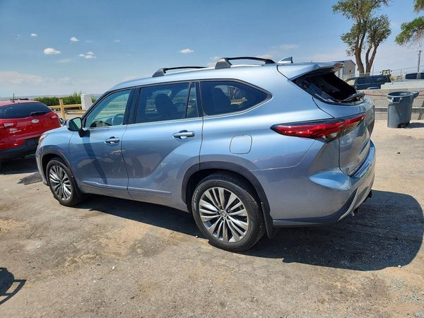 2021 TOYOTA HIGHLANDER Platinum