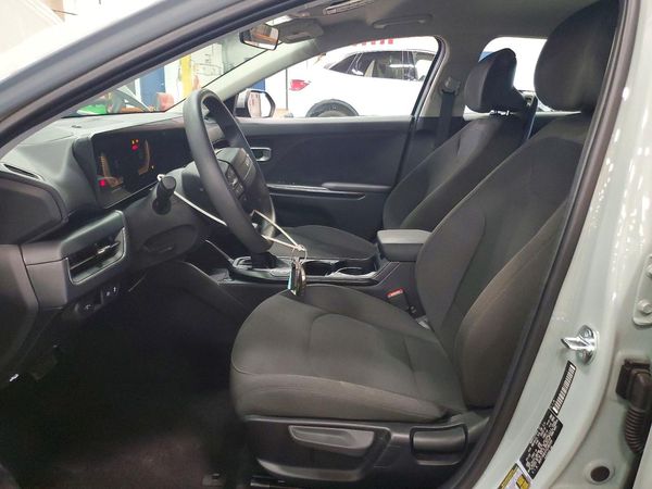 2026 KIA K4 LX, LXS