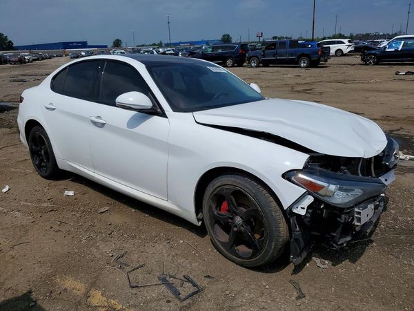 2018 ALFA ROMEO GIULIA AWD