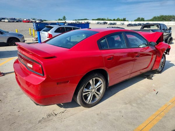 2013 DODGE CHARGER SXT