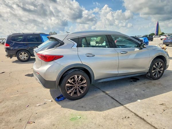 2019 INFINITI QX30