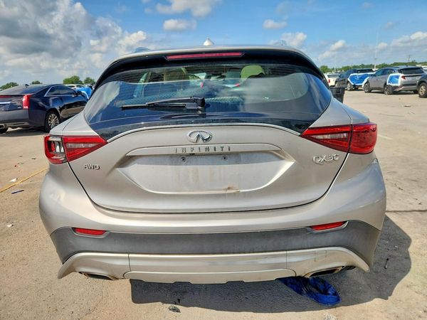 2019 INFINITI QX30