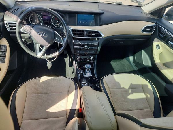 2019 INFINITI QX30