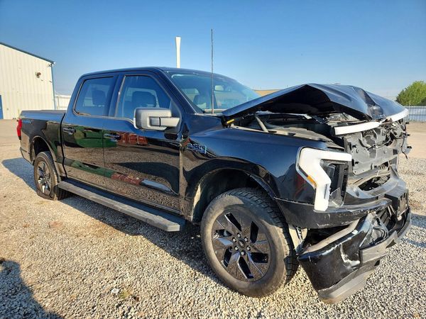 2025 FORD F150 XLT