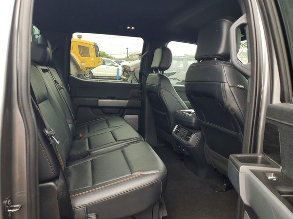 2025 FORD F150