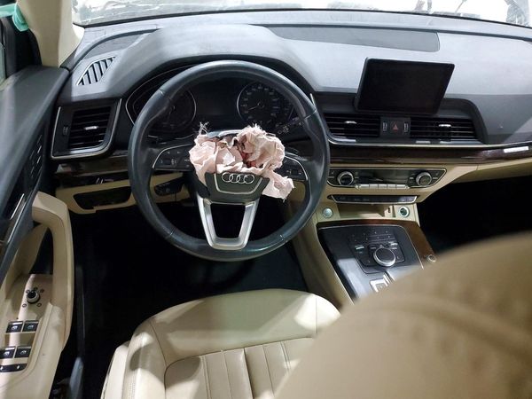 2020 AUDI Q5
