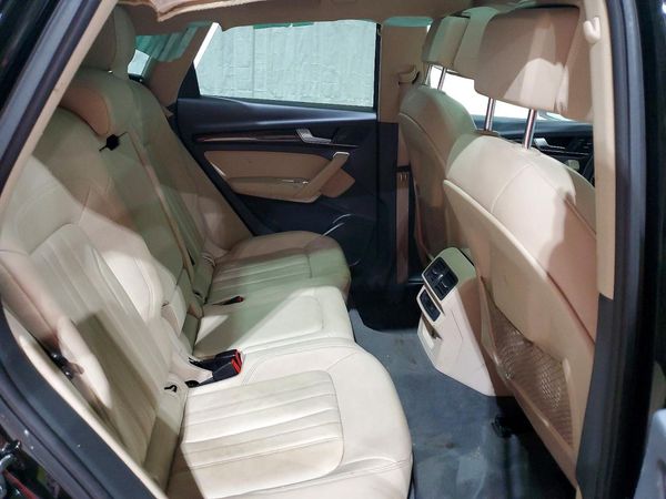 2020 AUDI Q5