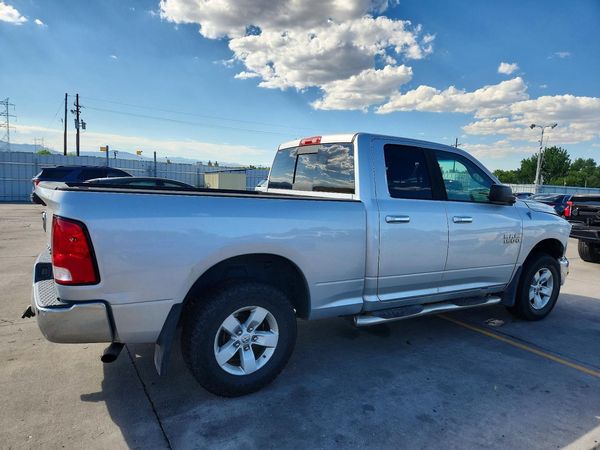2013 RAM 1500 SLT QUAD CAB 4X4