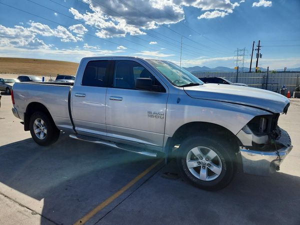 2013 RAM 1500 SLT QUAD CAB 4X4