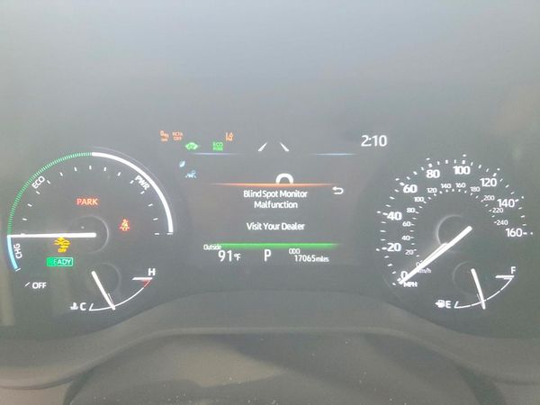 2025 TOYOTA SIENNA