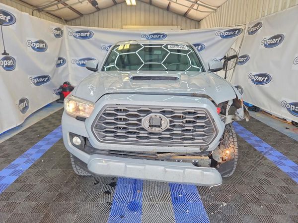 2021 TOYOTA TACOMA SR5