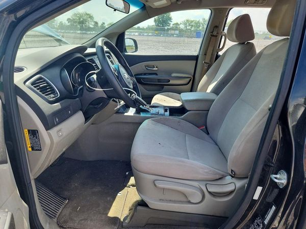 2015 KIA SEDONA L - Low level