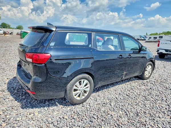 2015 KIA SEDONA L - Low level