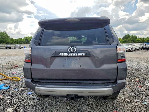 2022 TOYOTA 4RUNNER TRD Offroad Prem