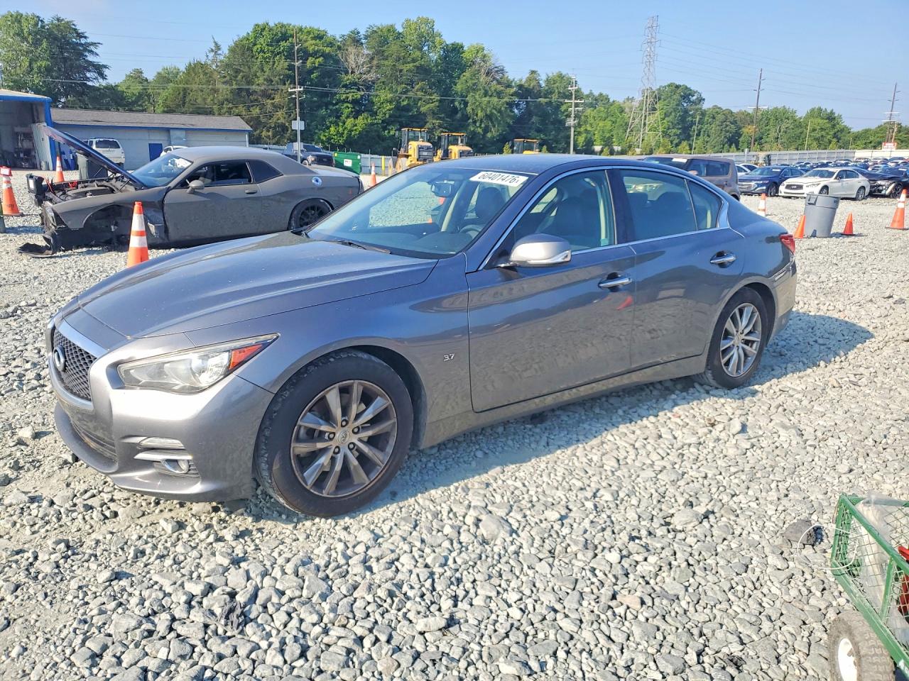 2015 INFINITI Q50