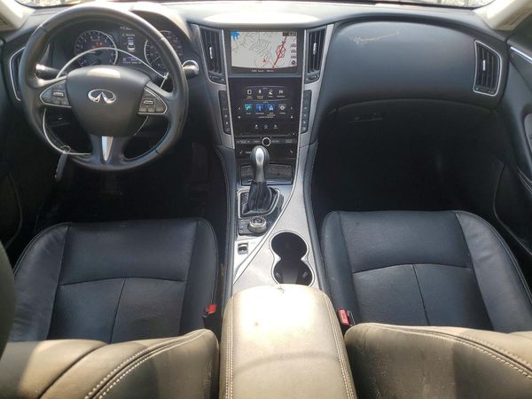 2015 INFINITI Q50
