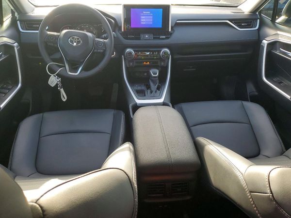 2025 TOYOTA RAV4