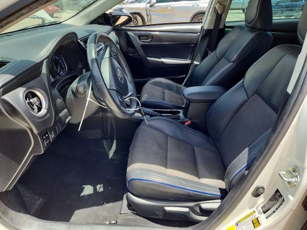 2017 TOYOTA COROLLA